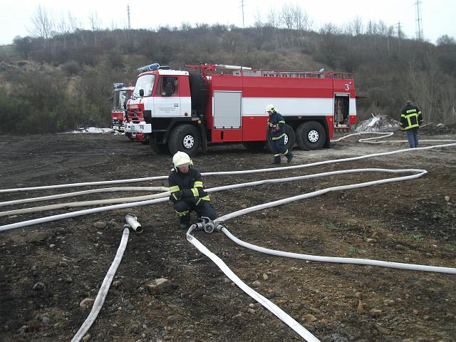 foto 018.jpg - Vycvik s pnotvornmi proudnicemi na skldce v Beroun